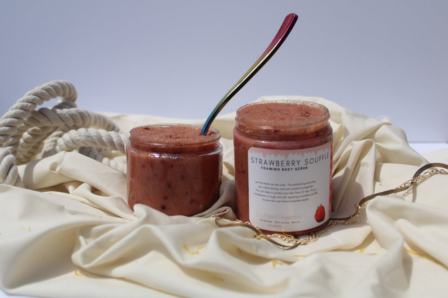 Strawberry soufflé Body Scrub - La Vinci’s